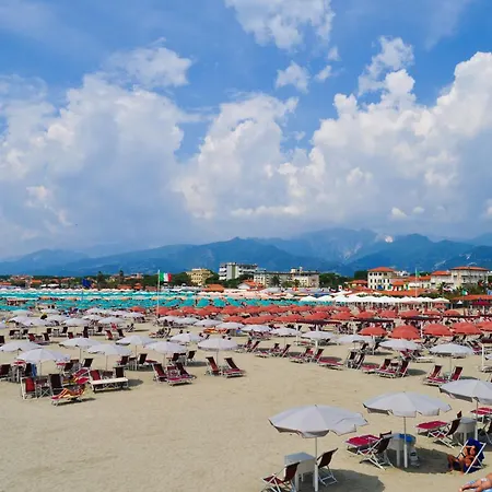 I Giardini Al Mare 500mt From Sea - Happy Appartamento *