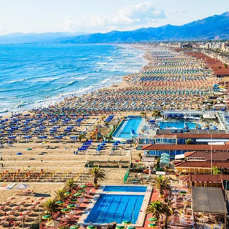 Appartamento I Giardini Al Mare 500mt From Sea - Happy Forte dei Marmi